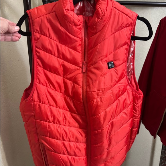 Women's Red Quilted Vest - Picture 2 of 3